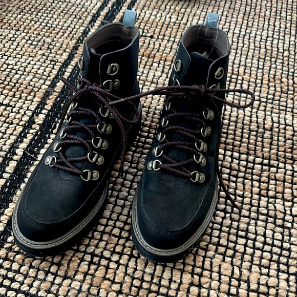 Teva Midform Suede boot wmns 8.5 - Picture 2 of 4